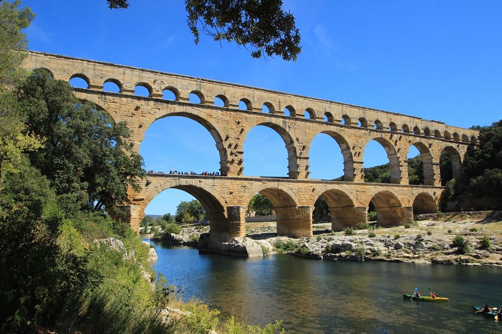 Pont du Gard, völgyhíd, római vízvezeték